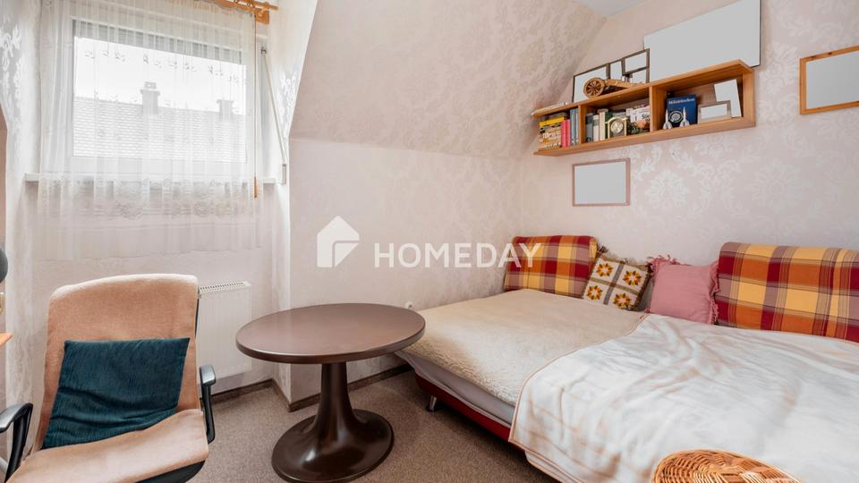 Zweifamilienhaus mit großem Garten, Garage und vielseitigem Potenzial – Bild 16