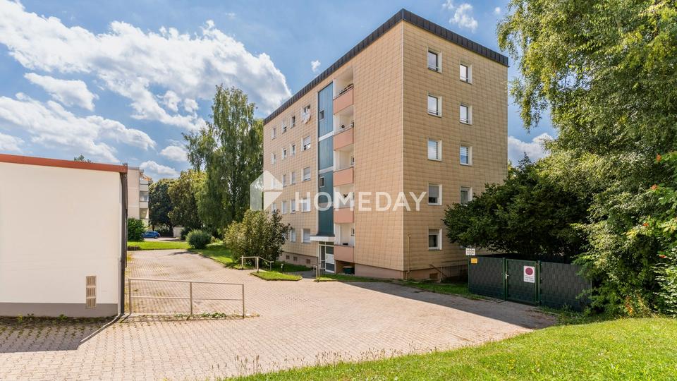 Helle 3 bis 4 Zimmerwohnung mit SĂŒdloggia und Garagenstellplatz in idealer Lage â Bild 3