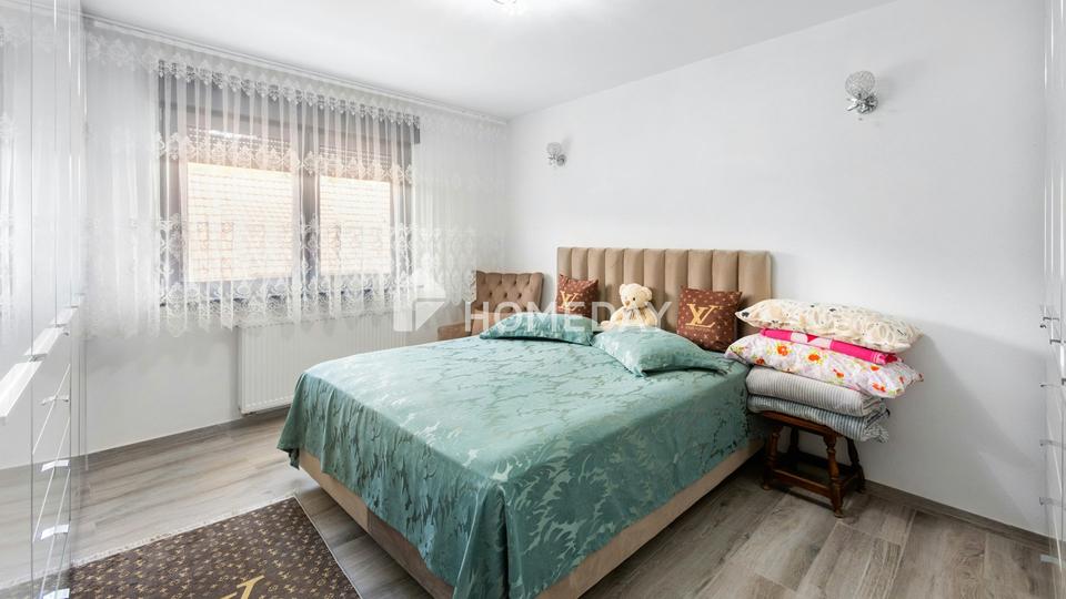 Geräumiges Reihenmittelhaus mit neuer Terrasse und direktem Garagenzugang – Ihr Traumzuhause! – Bild 9