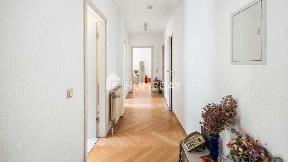 Großzügige 3-Zimmer-Wohnung mit 2 Balkonen und Tiefgaragenstellplatz – stilvoll wohnen am Waldrand – Bild 8