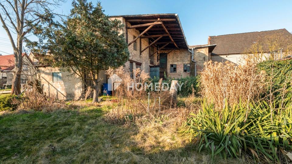 Viel Platz & Potenzial: EFH mit 8 Zimmern, Innenhof & Nebengelass auf großem Grundstück – Bild 8