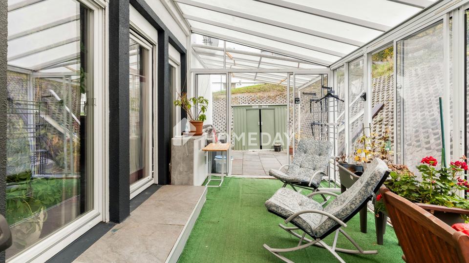 Stilvoller Bungalow mit Kamin, Klimaanlage und Photovoltaik in ruhiger Lage – Bild 19