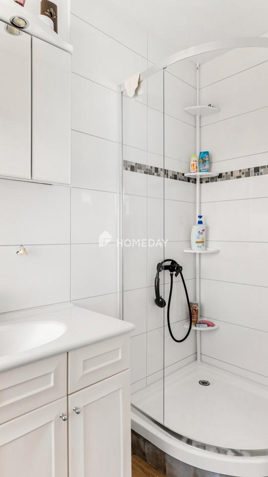 Vielseitig nutzbar & sofort verfügbar: Einfamilienhaus mit ELW und schönem Grundstück – Bild 18