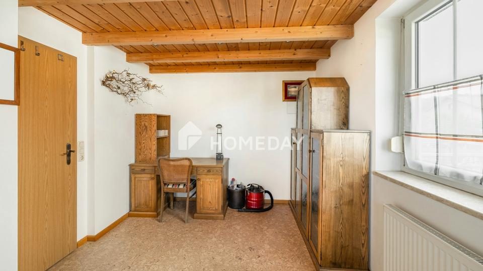 2006 saniertes und aufgestocktes Zweifamilienhaus mit PV-Anlage, Kamin und großem Garten – Bild 19