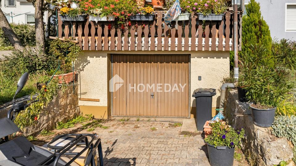 2006 saniertes und aufgestocktes Zweifamilienhaus mit PV-Anlage, Kamin und großem Garten – Bild 6