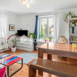 Moderne Etagenwohnung mit eigenem Gartenanteil und Stellplatz in guter Lage