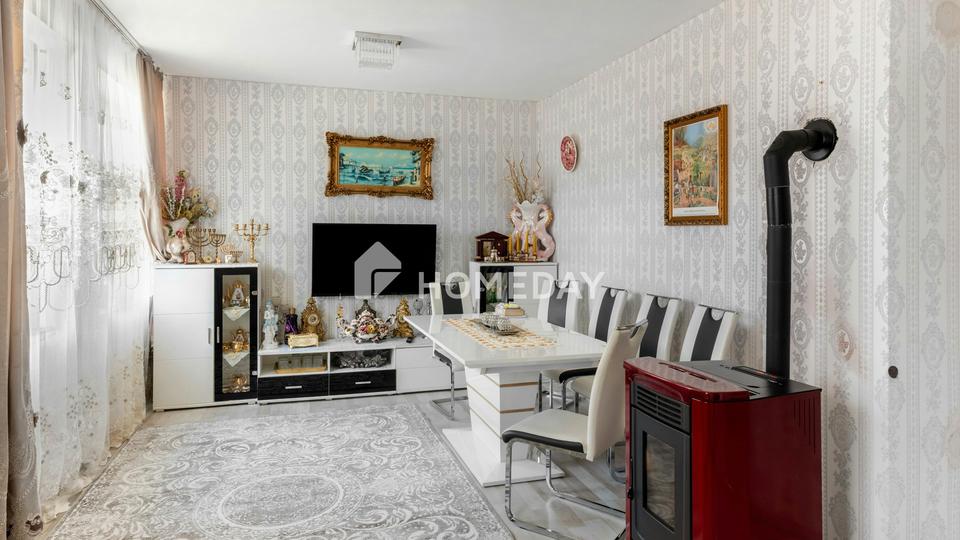 Vielseitig nutzbar & sofort verfügbar: Einfamilienhaus mit ELW und schönem Grundstück