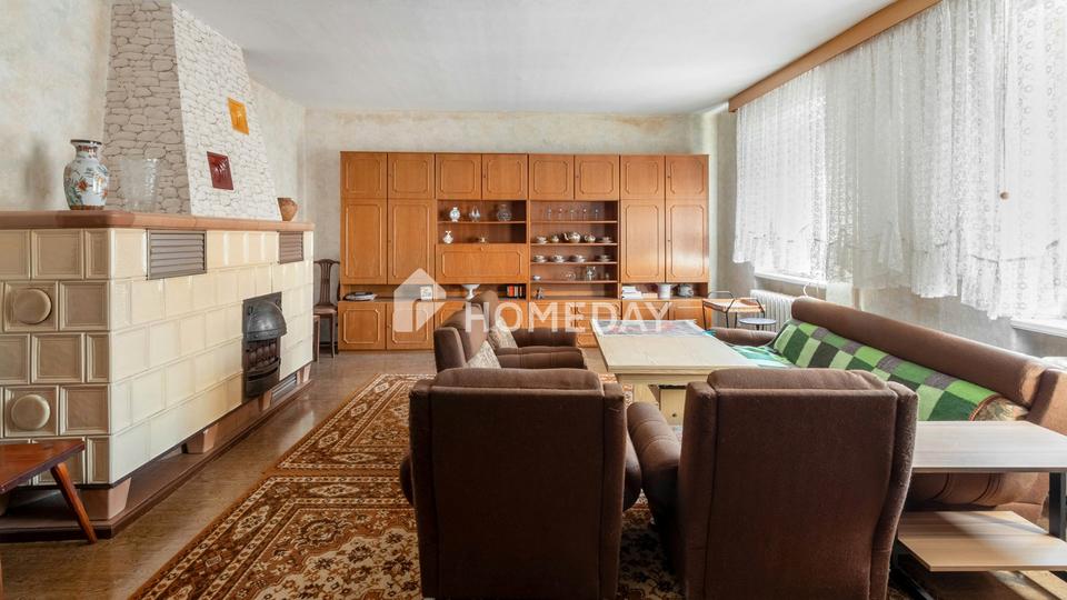 Viel Platz & Potenzial: EFH mit 8 Zimmern, Innenhof & Nebengelass auf großem Grundstück – Bild 10