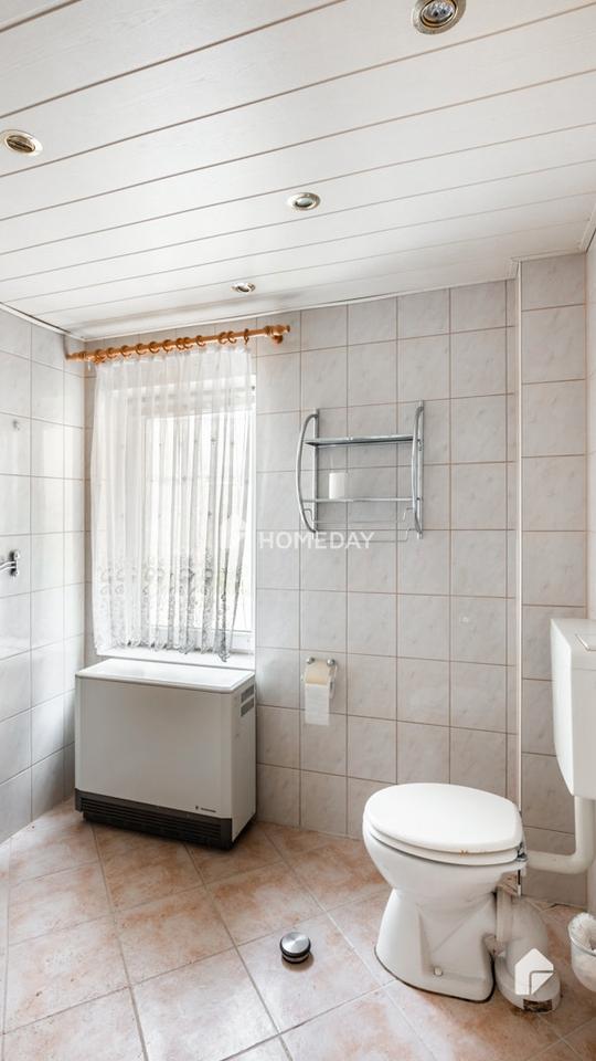 Haus im Dornröschenschlaf – diese Immobilie wartet auf liebevolle Umgestaltung und Renovierung – Bild 11