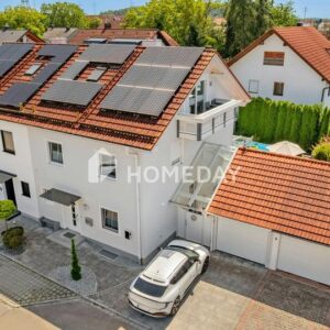 Solide Kapitalanlage mit langfristigem Mietverhältnis: Großzügige DHH mit moderner Ausstattung