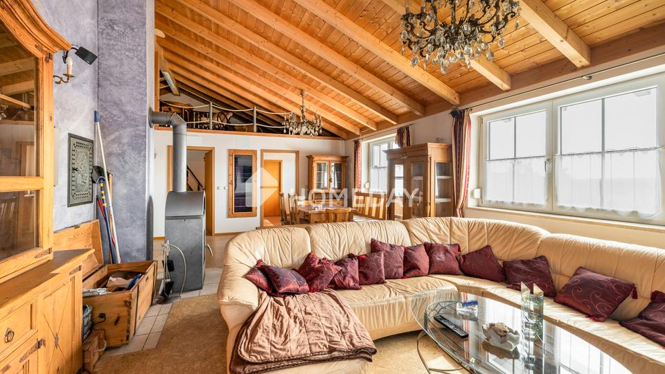 2006 saniertes und aufgestocktes Zweifamilienhaus mit PV-Anlage, Kamin und großem Garten – Bild 10