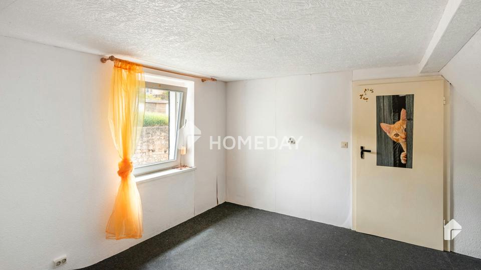 Haus im Dornröschenschlaf – diese Immobilie wartet auf liebevolle Umgestaltung und Renovierung – Bild 14