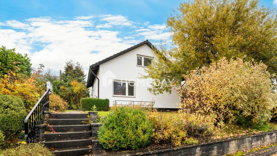 Familienidyll im Grünen – helles, modernisiertes Einfamilienhaus mit großem Garten und Südterrasse