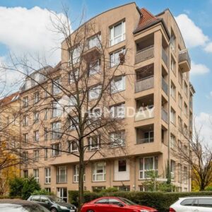 Freundliche 2-Zimmer-Wohnung mit Loggia in ruhiger Lage von Berlin-Weißensee
