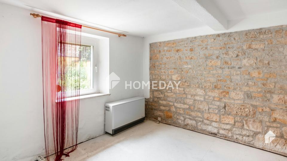 Haus im Dornröschenschlaf – diese Immobilie wartet auf liebevolle Umgestaltung und Renovierung – Bild 8