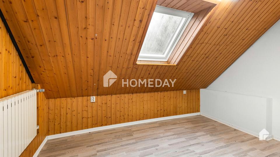 Charmantes Zweifamilienhaus mit großem Grundstück in ruhiger Lage – Bild 20