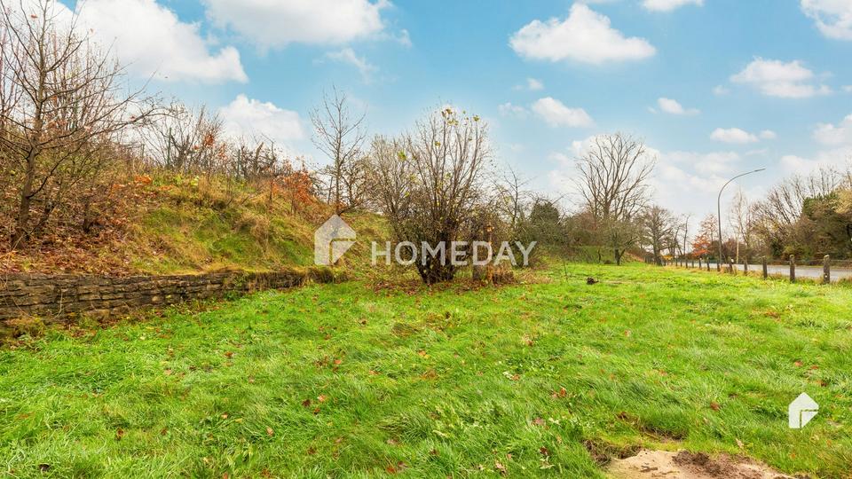 Charmantes Zweifamilienhaus mit großem Grundstück in ruhiger Lage – Bild 5