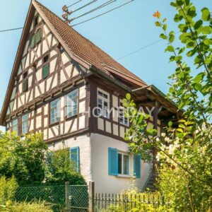 Historisches Fachwerkhaus: Das "Schlössle" mit Geschichte & Potenzial wartet auf neue Eigentümer