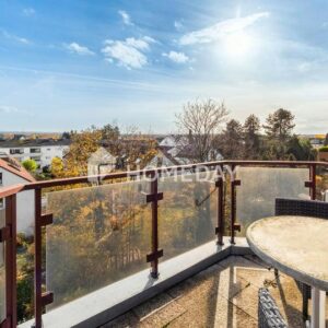 Fernblick, Balkon, Tiefgarage: Ihre Maisonette über den Dächern von Düsseldorf