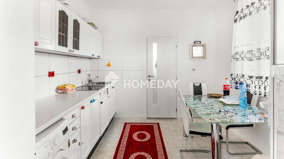 Vielseitig nutzbar & sofort verfügbar: Einfamilienhaus mit ELW und schönem Grundstück – Bild 3