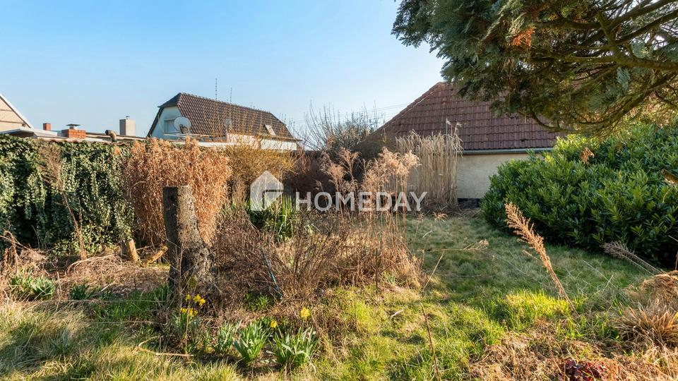 Viel Platz & Potenzial: EFH mit 8 Zimmern, Innenhof & Nebengelass auf großem Grundstück – Bild 9