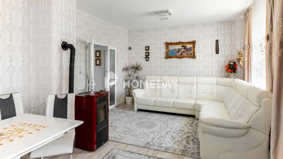 Vielseitig nutzbar & sofort verfügbar: Einfamilienhaus mit ELW und schönem Grundstück – Bild 2