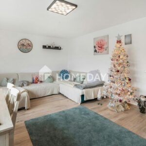 Großzügige, lichtdurchflutete Wohnung mit durchdachtem Wohnkonzept