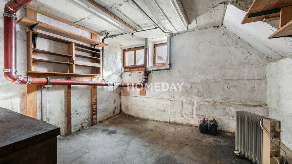 Freistehendes Einfamilienhaus in Hanglage mit Geschichte und Charakter – Bild 6