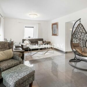 Liebevoll saniertes EFH mit Charakter & Komfort