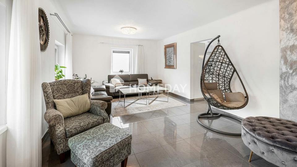 Liebevoll saniertes EFH mit Charakter & Komfort