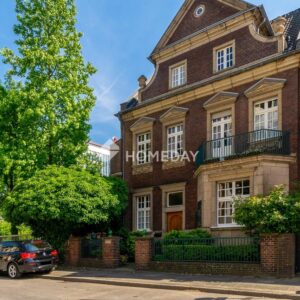 Denkmalgeschützte Backsteinvilla mit liebevoll gepflegtem Garten in der Duisburger City