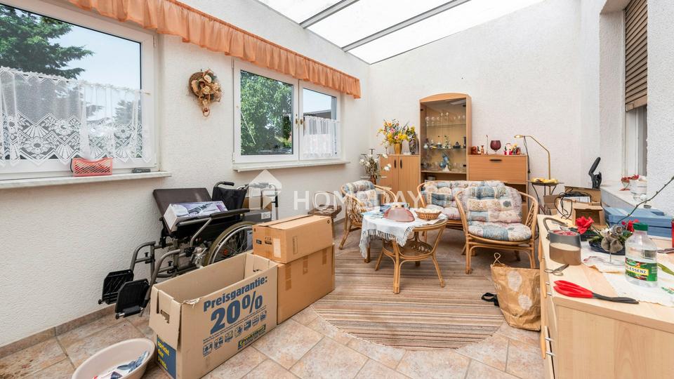 Familienidyll mit Wintergarten, Balkon und großem Grundstück – Bild 9