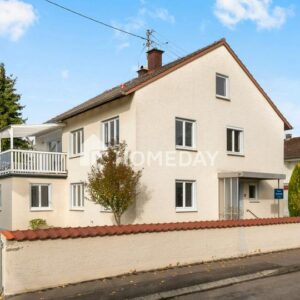 Einziehen, durchatmen, ankommen – saniertes Zweifamilienhaus mit großzügigem Garten & Dachterrasse