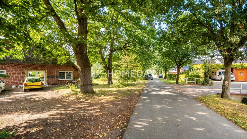 Charakterhaus unter Reet mit großem Garten – Bild 7