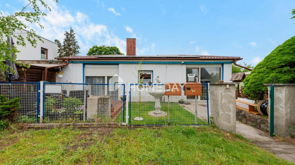 Familienfreundlicher 4-Zimmer-Bungalow mit Garten, zwei Terrassen und PV-Anlage – Bild 3