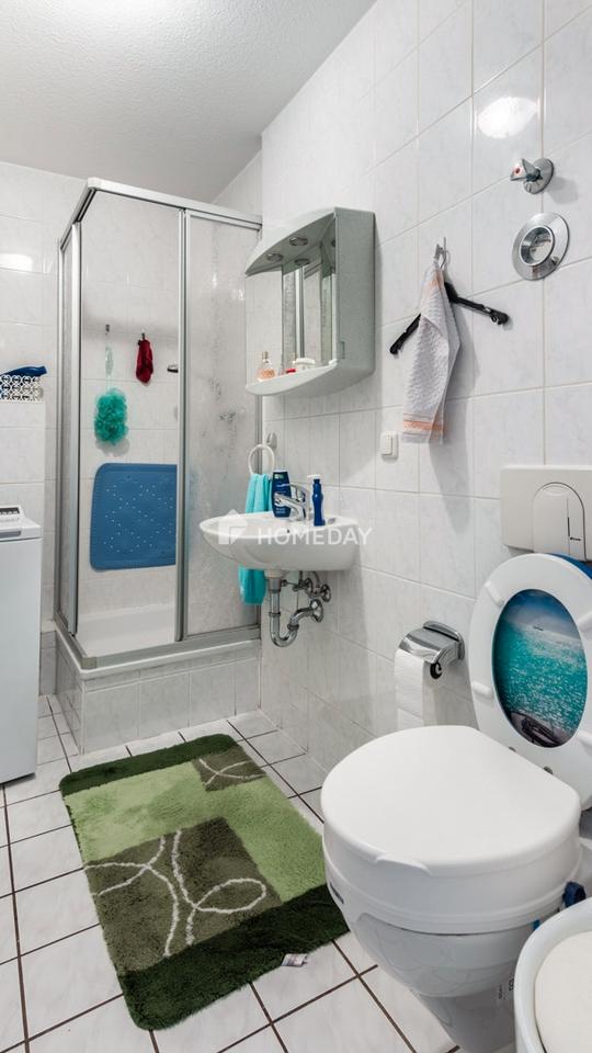 Gepflegte 2-Zimmer-Wohnung in ruhiger Lage mit Südwest-Loggia und Stellplatz – Bild 12