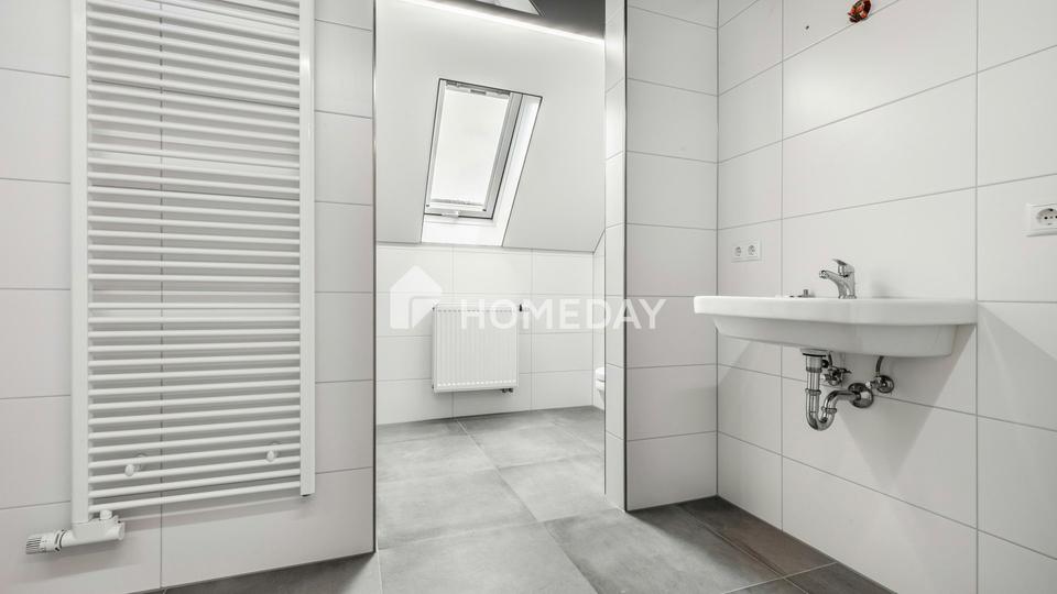 Zwei Wohngebäude, fünf Einheiten, große Scheune – Investition mit Perspektive – Bild 13