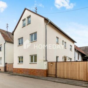 Wohnen und Arbeiten auf einem großzügigen Grundstück mit vielseitigen Entwicklungschancen