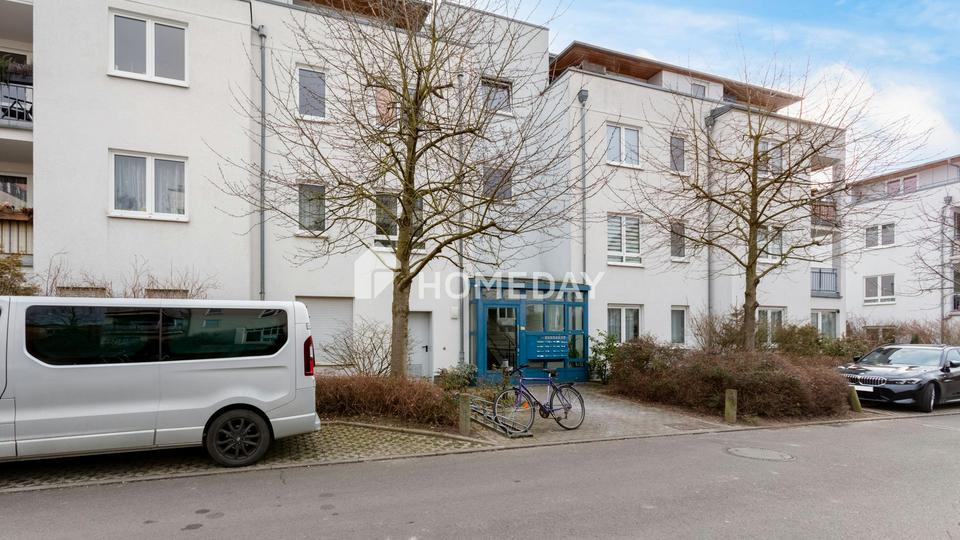 Ruhig, zentral, besonders – 2-Zimmer-Wohnung mit Dachterrasse, EBK und TG-Stellplatz! – Bild 10