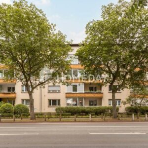 Gepflegte 3-Zimmer-Wohnung mit Wintergarten in guter Lage