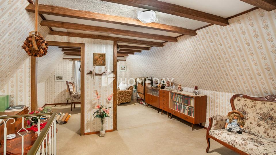 Frei stehendes EFH mit Wintergarten, großer Terrasse und Garten in ruhiger Lage von Hauptstuhl – Bild 15