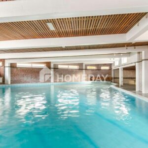 Helles Zuhause mit Freizeitwert: Pool, Sauna und Tiefgarage