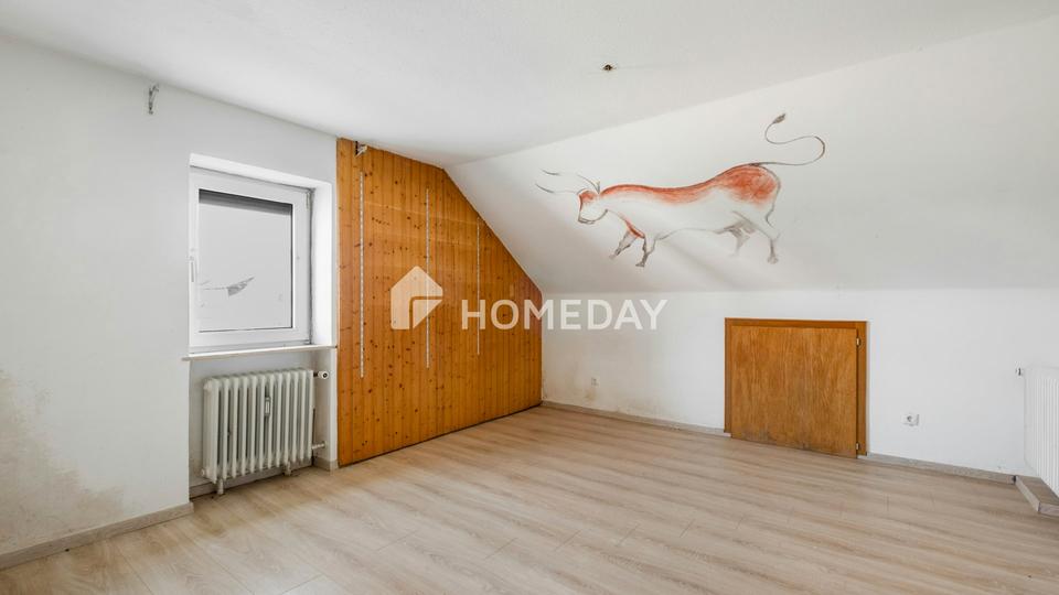 Dreifamilienhaus mit ca. 240 m² Wohnfläche auf großzügigem Grundstück – Bild 12