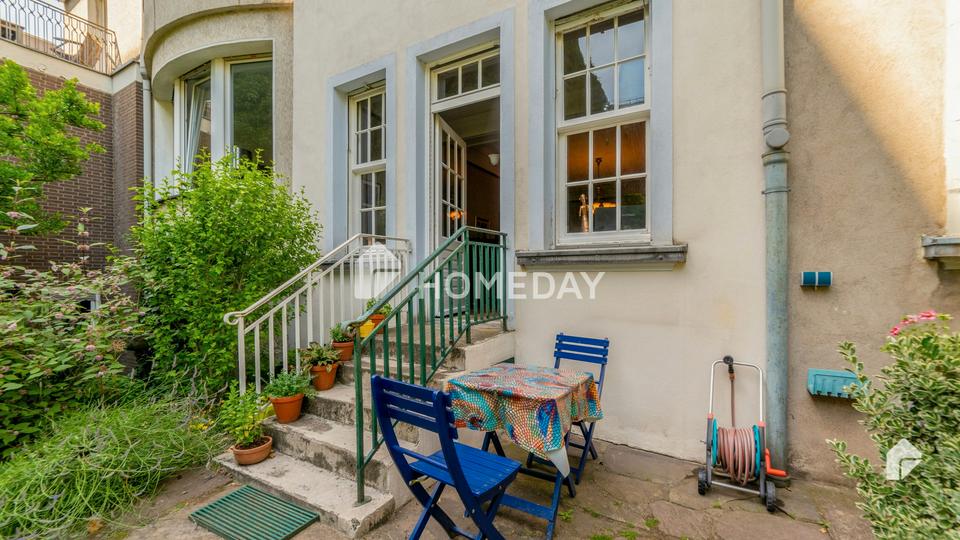 Denkmalgeschützte Backsteinvilla mit liebevoll gepflegtem Garten in der Duisburger City – Bild 4