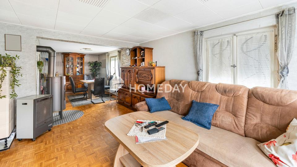 Fortlaufend modernisiertes, ehemaliges Bauernhaus mit Scheune, Garten und Ausbaupotenzial – Bild 5