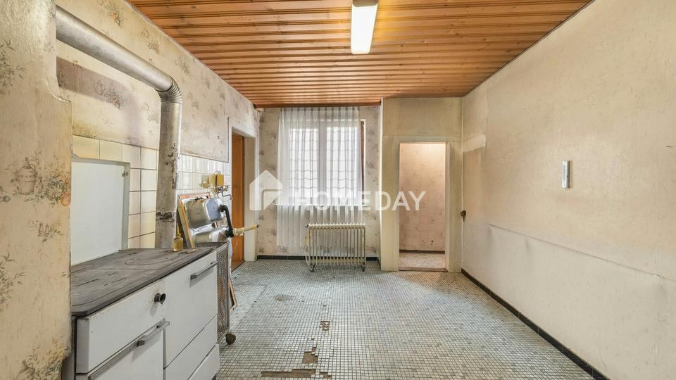 Haus in Dornröschenschlaf! 1 bis 2 Familienhaus mit großem, bebaubarem Grundstück & Potenzial – Bild 14