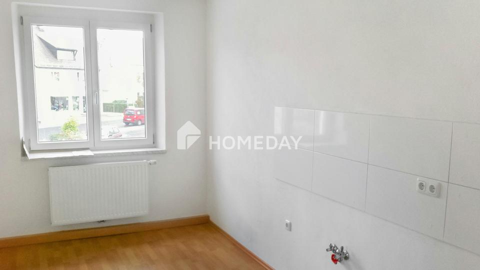 Attraktives MFH zentral in Amberg: 5 vermietete Wohnungen, Garagen und Stellplätze im Innenhof – Bild 7