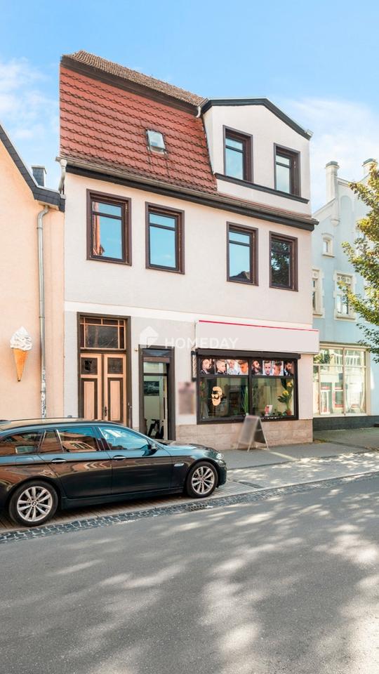 Mehrfamilienhaus mit Gewerbeeinheit und zwei sanierungsbedürftigen Wohneinheiten im Zentrum von Burg – Bild 3