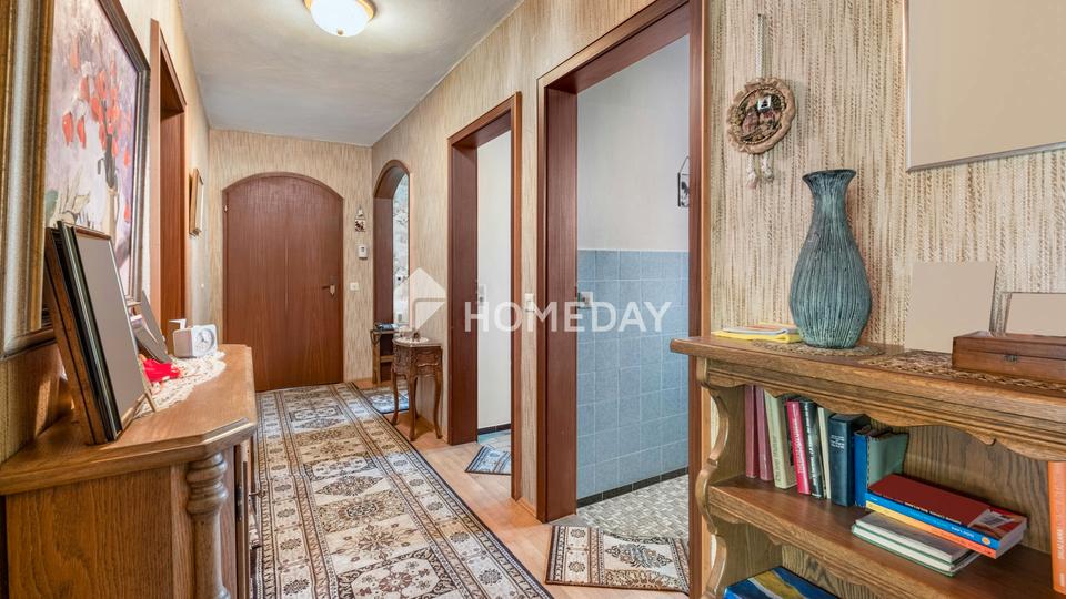 Großzügiges Zweifamilienhaus mit herrlichem Garten, 2 Garagen & PV-Anlage – sofort bezugsfrei – Bild 13