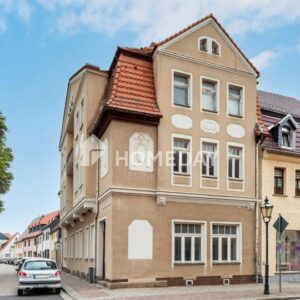 Stadtvilla mit großzügigem Raumangebot und Entwicklungschance für Investoren oder Eigennutzer